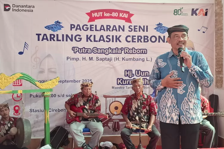 Seni tarling Cirebonan di Stasiun