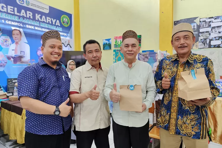 SMK Walisongo 1 memiliki program program SWASA Creators dan Wellness Hub untuk meningkatkan kompetensi siswa.