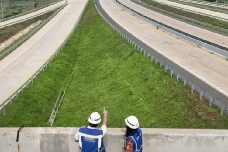 Pada tahun 2026, Jawa Barat dijadwalkan memulai pembangunan lima ruas jalan tol baru.