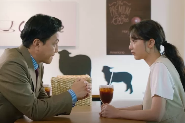 Simaklah sinopsis drama Korea Moon In The Day&nbsp;episode&nbsp;9 di sini, lengkap dengan&nbsp;link nonton&nbsp;episode&nbsp;9 sub Indo. (soompi.com)