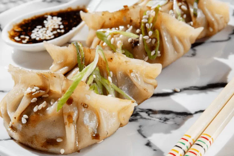 Resep Gyoza, Kudapan Khas Jepang Yang Mirip Pangsit Dan Dimsum - Detik ...