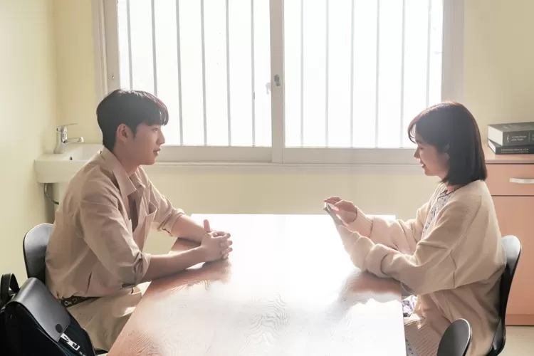 Spoiler dan jadwal My Happy Ending episode 12. (soompi.com)