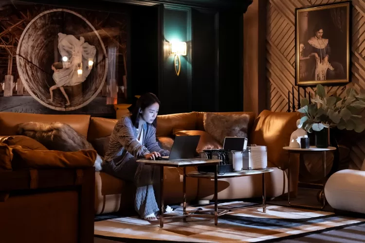 Cuplikan adegan The Escape of the Seven Resurrection. (soompi.com)