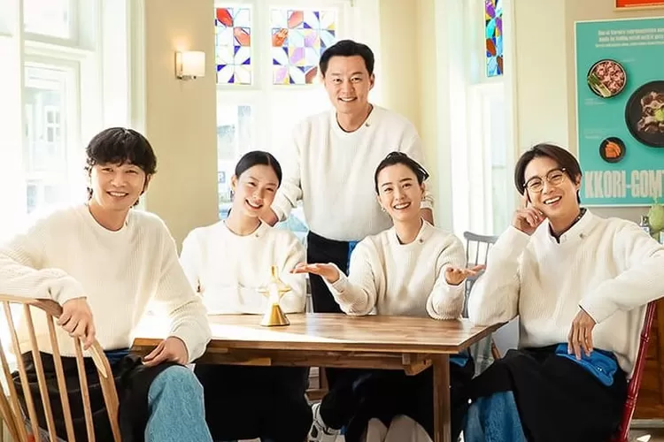 Biodata dan profil pemain Jinny&rsquo;s Kitchen Season 2. (mydramalist.com)