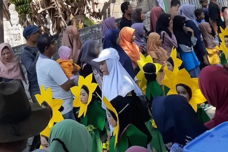 Ilustrasi Rekomendasi lomba 17 Agustus 2024. (Mengerti.id/Mir Atun Nisa)