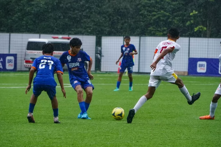 Proses seleksi ketat tengah berlangsung untuk menentukan pemain muda terbaik yang akan berlaga di Gothia Cup 2025 mewakili Liga Kompas U-14 Powered by BRI. (dok. BRI)