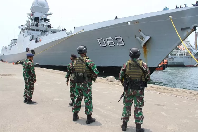 Indonesia Berpeluang Membuat Kapal Perang Destroyer Setelah Menhan RI Mengungkapkan Tentang Hal Ini.