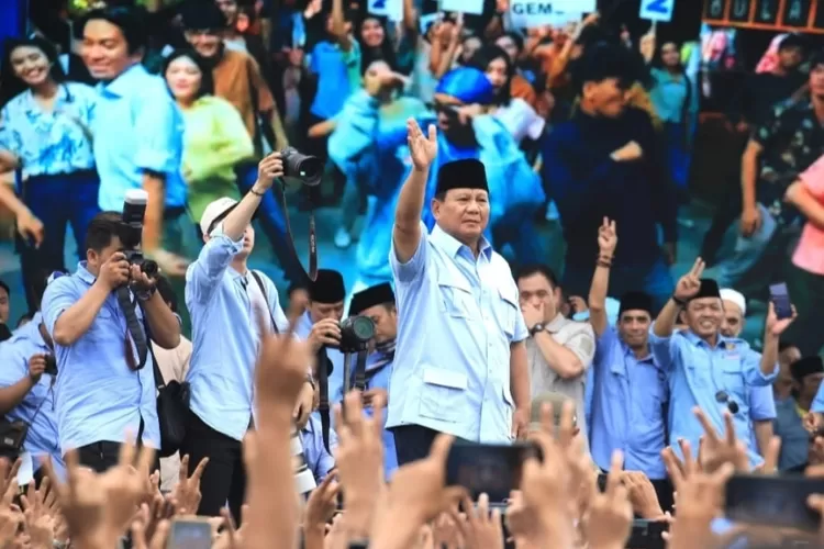 Prabowo: Airlangga, Zulhas, dan AHY, Pilar Utama Kebesaran Koalisi Kami (Pres Rilis)