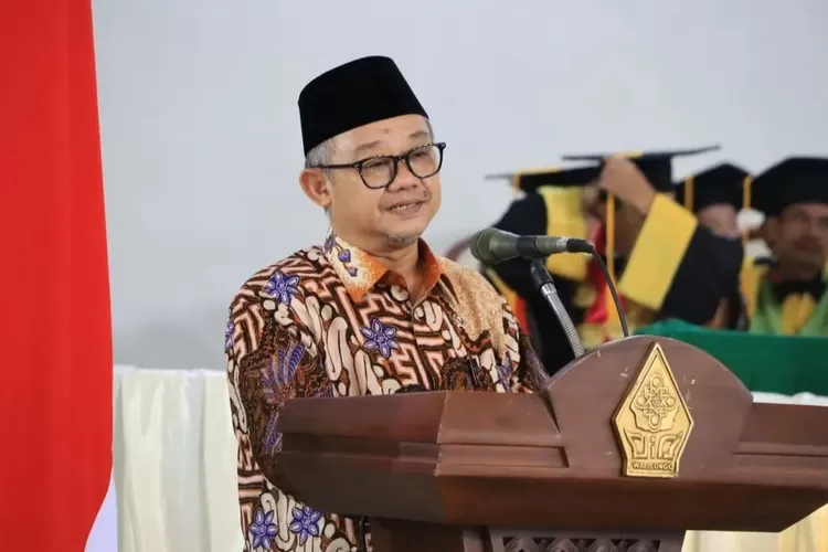 Mendikdasmen Abdul Mu&rsquo;ti sebut penerapan bahasa Portugis dalam kurikulum pendidikan di Indonesia masih dalam kajian. (Instagram/abe_mukti)