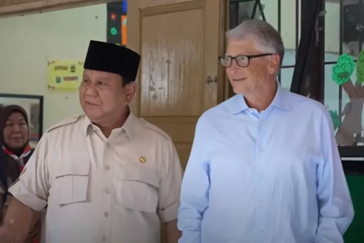 Presiden RI, Prabowo Subianto (kiri) dan Tokoh bisnis kenamaan AS, Bill Gates. (YouTube.com / Sekretariat Presiden)