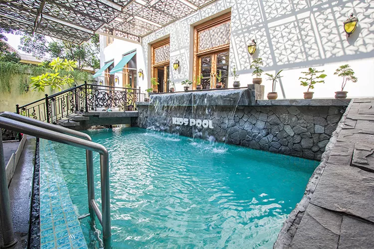 Ilustrasi - Hotel Aziza salah satu rekomendasi hotel murah dengan fasilitas kolam renang di Solo. (MyHorison.com)