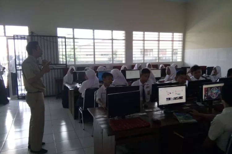 DAFTAR 5 SMP Terbaik Di Sidoarjo Jawa Timur, Bukan SMPN 1 Juaranya ...