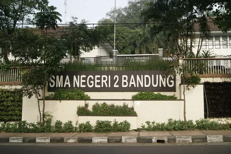 Inilah Sma Terbaik Di Kota Bandung Bukan Sman Yang Punya Banyak