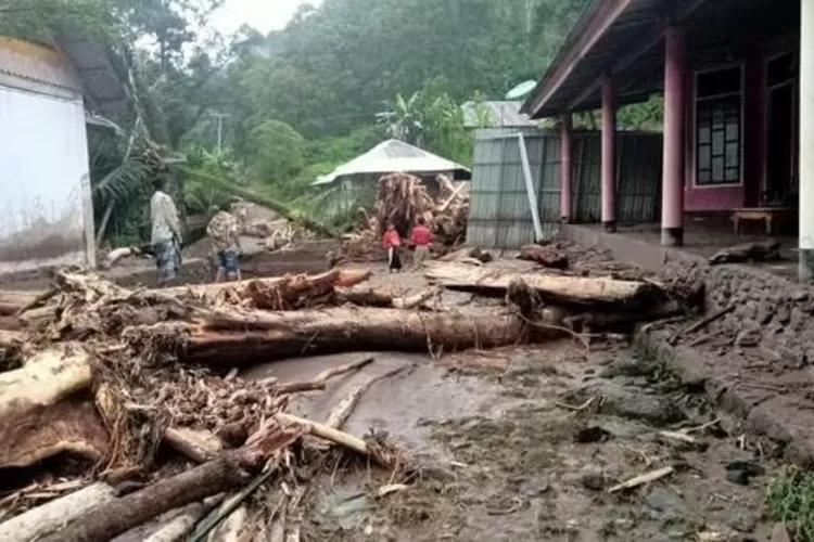 Banjir bandang di Sumbar 