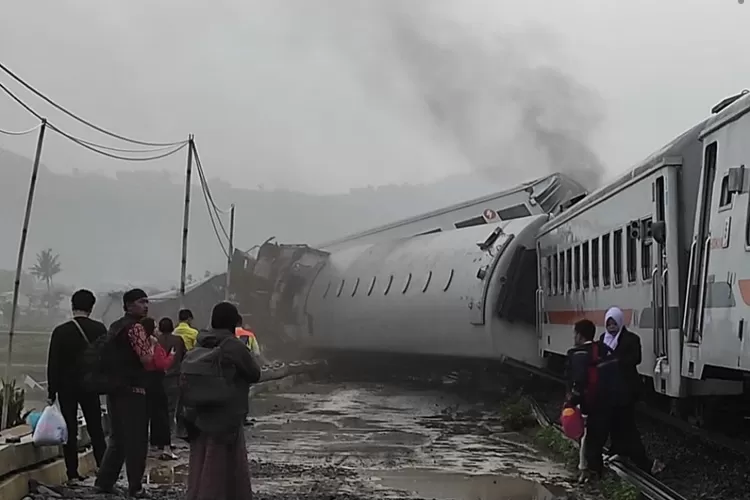 Penjelasan PT KAI Terkait Dugaan Penyebab Kecelakaan KA Turangga Dengan ...