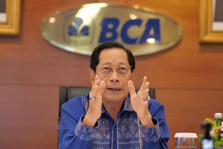 Direktur Utama BBCA Jahja Setiaatmadja. BCA membagikan dividen Rp300 per saham untuk 2024, dengan total pencairan Rp16,93 triliun untuk Dwi Muria. (BBCA)