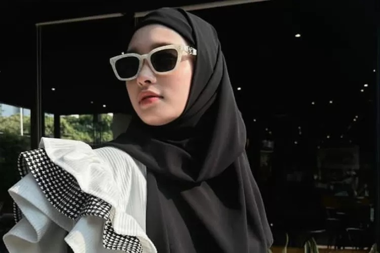Inara Rusli benarkan jika dirinya pernah gonta ganti pembantu sampai 50 kali karena kurang sreg (Instagram iinararusli_ )