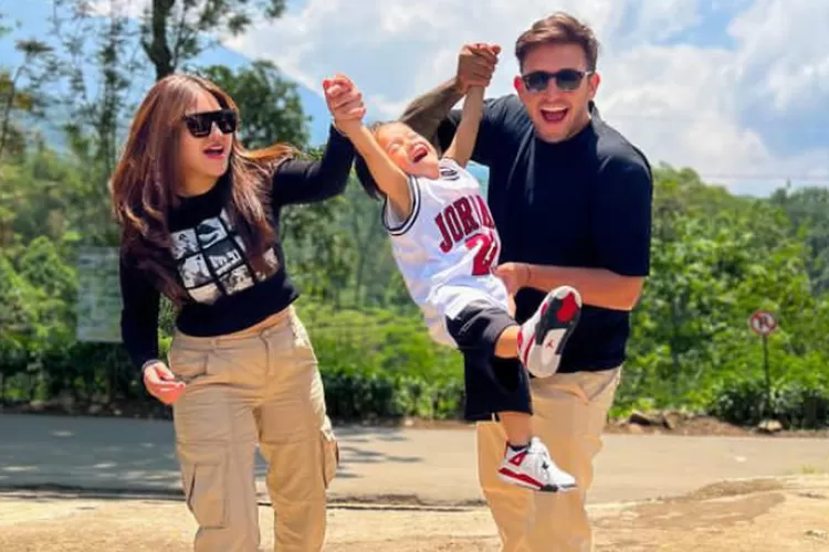 Nathalie Holscher bersama pacar baru makin mesra meski dihujat oleh netizen (Instagram ladislao_9 )