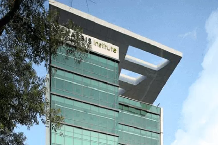 Kalbis Institute, sebagai Corporate Based University, merombak pendidikan dengan fokus pada transformasi hati dan pikiran. (kalbis.ac.id)