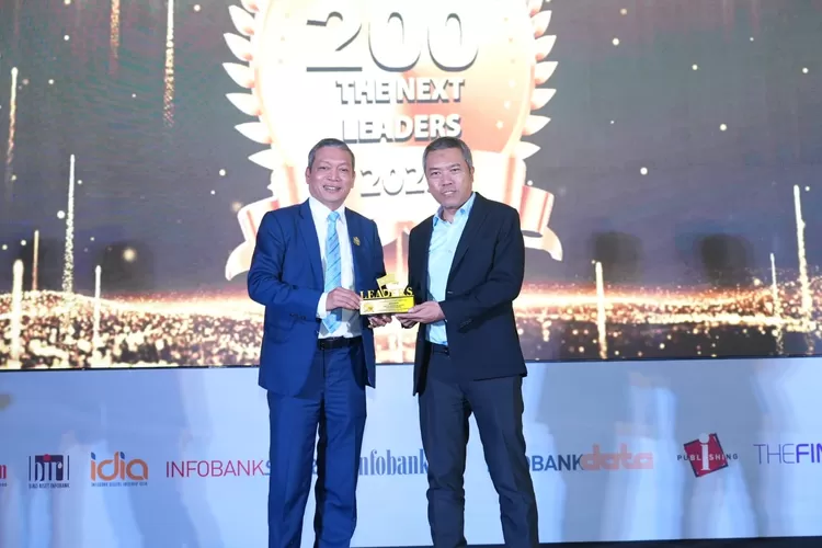 Prestasi PT Bank Rakyat Indonesia (Persero) Tbk (BRI) yang meraih enam penghargaan bergengsi termasuk Sunarso sebagai 'CEO of The Year 2023&rsquo; (Rilis)