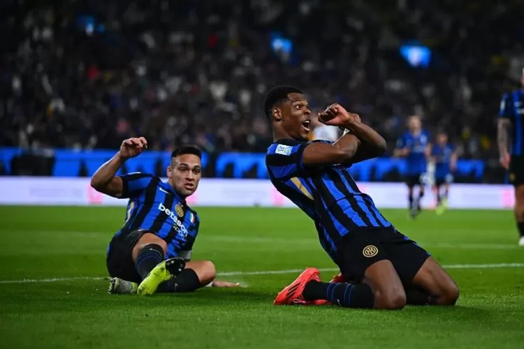Denzel Dumfries mencetak dua gol untuk Inter Milan ketika melawan Atalanta, Kamis, 2 Januari 2024. (Inter Milan)