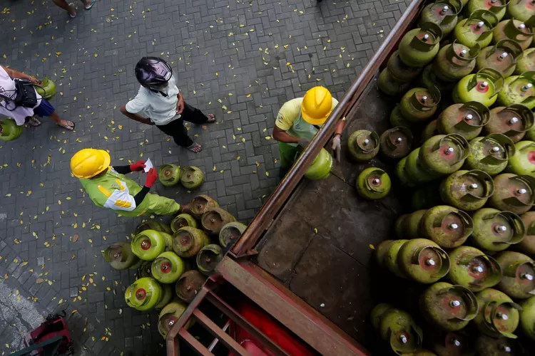 Menteri Bahlil berikan tindakan tegas atas kenaikan harga LPG subsidi di pasaran