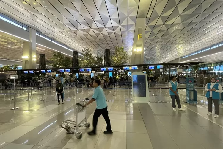 Terminal 3 Bandara Soetta terlihat masih lengang pada Sabtu (29/3) dua hari  menjelang liburan lebaran Idul Fitri 2025. (Jakarta Insider / MH)
