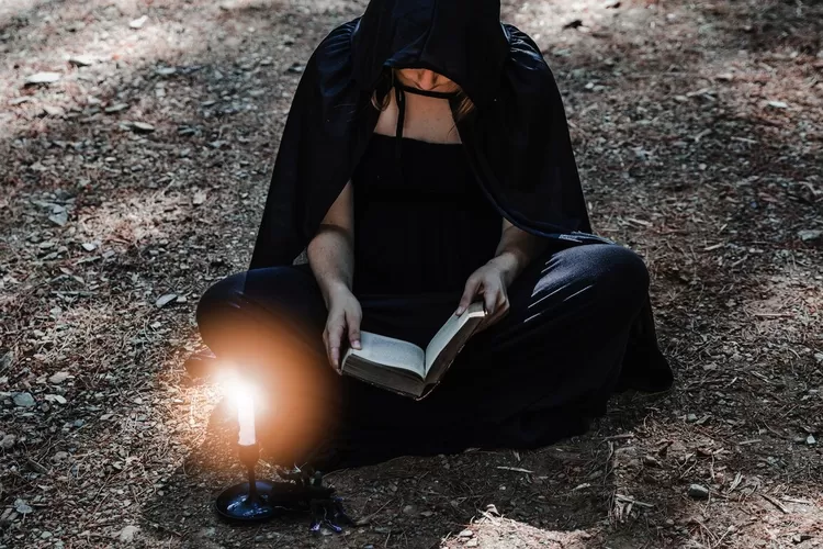 Ini dia tanda anda jadi tumbal pesugihan orang iri dengki (Freepik)