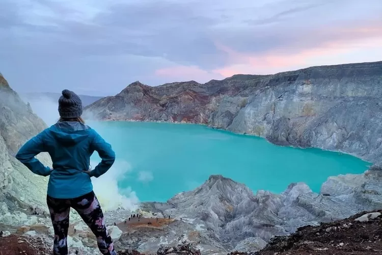 Meski Status Gunung Ijen Pada Level I Atau Normal, PVMBG Imbau ...