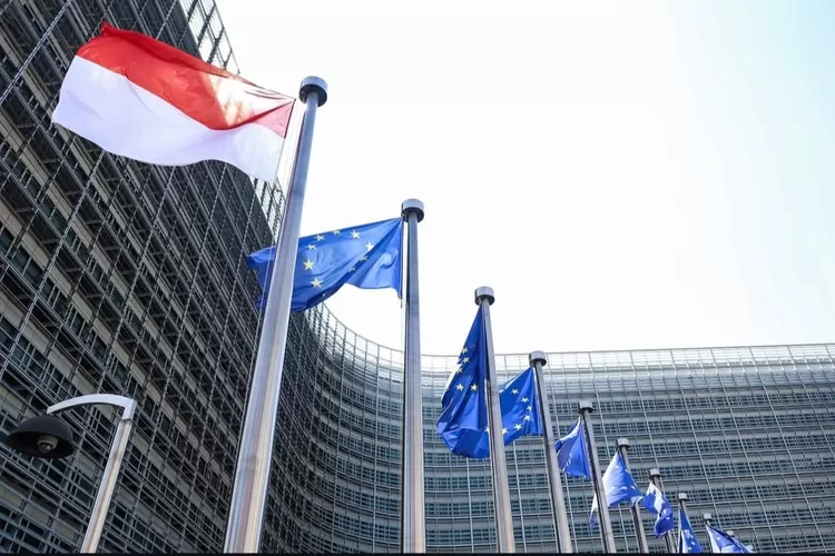 Presiden  Prabowo Subianto mampu menyelesaikan perundingan Perjanjian Kemitraan Ekonomi Komprehensif  (Comprehensive Economic Partnership Agreement/CEPA) antara Indonesia dan Uni Eropa. 