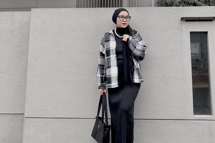 Gaya 2024 casual hijab