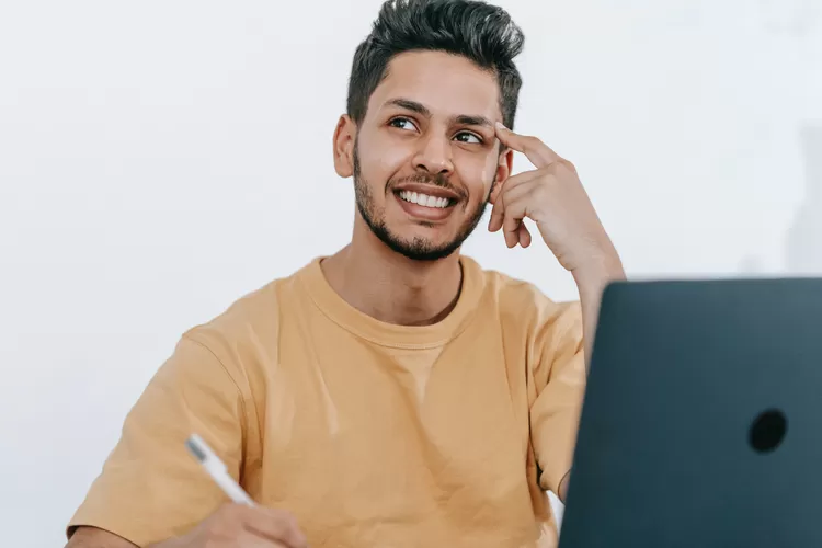 Ilustrasi orang cerdas (Pexels.com/Michael Burrows)