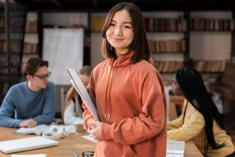 Ilustrasi jurusan yang cocok untuk ekstrovert (Freepik.com)