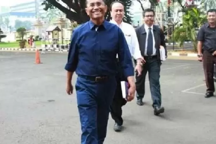 Dahlan Iskan Diperiksa KPK atas Kasus Dugaan Korupsi LNG di Pertamina yang Rugikan Negara hingga Rp2 Triliun (Suara.com/Oke Atmaja)