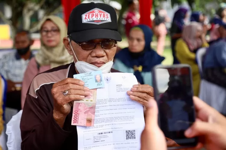 KPM Sumringah, Bansos Februari 2024 Cair Rp 400.000 Tanpa Notifikasi di Kartu KKS BRI Hari Ini Bukan Bansos BPNT Tahap 1 (Dok. kemensos.go.id)