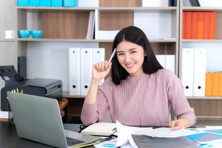 5 Tanda Kamu Sudah Dewasa Secara Emosional Menurut Psikologi, Salah ...