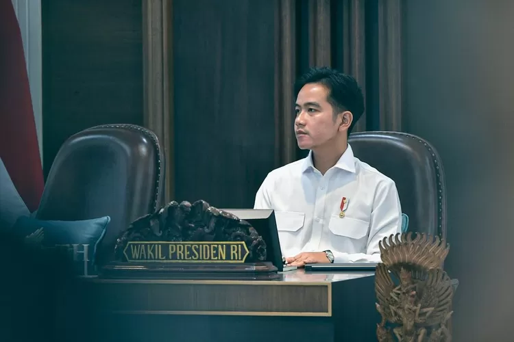 Netizen kembali menyoroti latar belakang pendidikan Wapres Gibran Rakabuming Raka usai KPU merilis data pendidikan terakhir di Silon. (Instagram.com/@gibran_rakabuming)