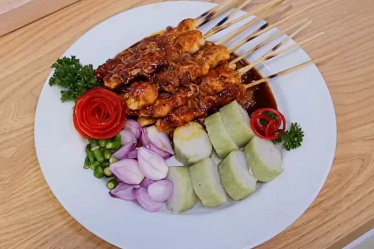 7 Sate Ayam Favorit Di Semarang Pasti Enak Daging Empuk Siram Bumbu