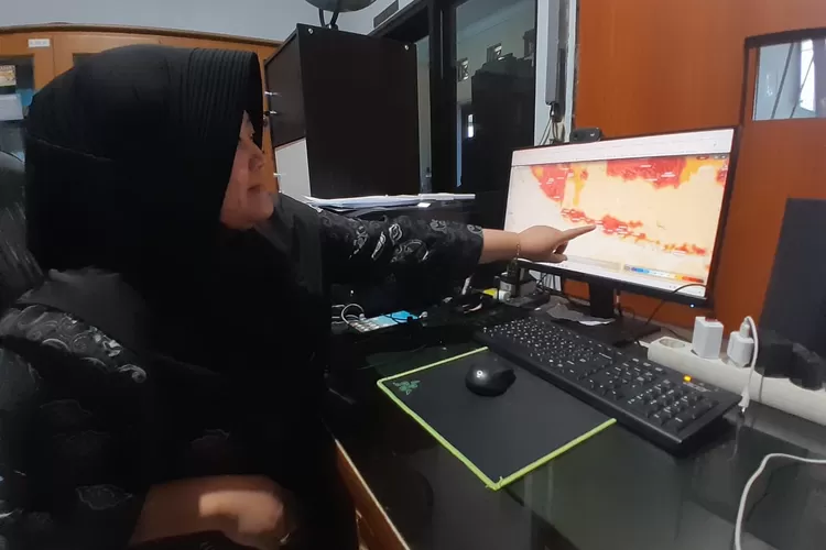 Ilustrasi prospek kerja meteorologi  ((Ayosemarang.com/ Audrian Firhannusa))