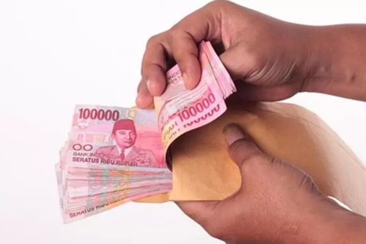 daftar 12 daerah dengan gaji terendah di Jawa Timur, dengan asumsi kenaikan UMK Jatim 2024 sebesar 15 persen (berbagaisumbser)