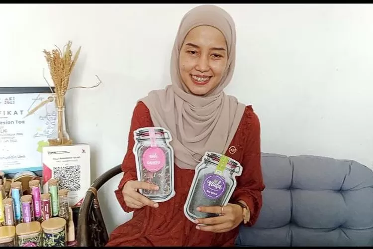 Berhasil Meracik Tea, Nala Indonesia Tea Batang Mendapat Apresiasi Menparekraf Sandiaga Uno/ Muslihun