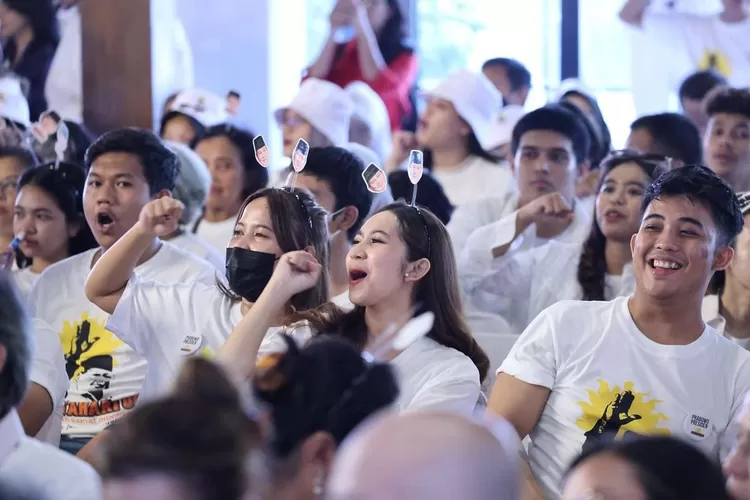 Milenial dan Gen Z pendukung pasangan bakal calon Presiden dan calon wakil presiden Prabowo Subianto dan Gibran Rakabuming Raka/ Instagram Prabowo.