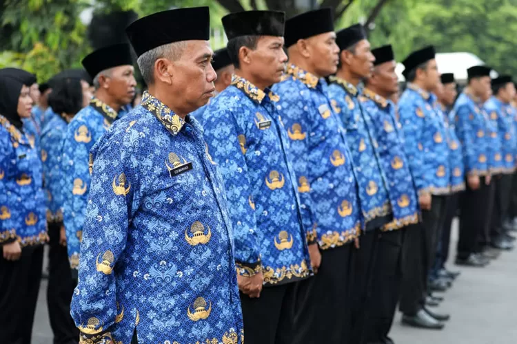 ASN Jateng diminta untuk membaca ikrar netralitas ASN jelang pemilu 2024. (Humas Pemprov Jateng)