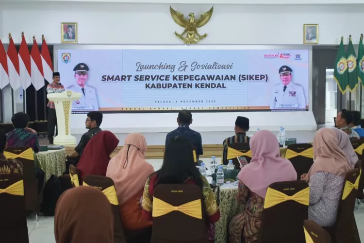 Peluncuran aplikasi Sistem Informasi Kepegawaian atau Sikep di Pendopo Bahurekso Kendal Selasa 5 desember 2023. (edi prayitno/kontributor Kendal)