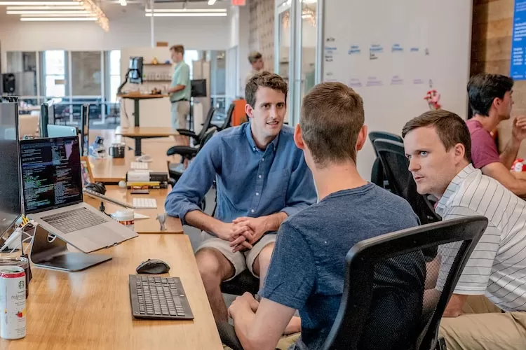 Ilustrasi. Inilah 5 pertanyaan yang sering keluar saat interview user atau wawancara kerja lengkap dengan jawabannya. (Unsplash.com/Austin Distel)