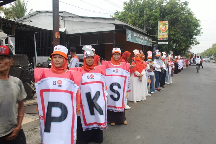  Unik kampanye yang dilakukan simpatisan PKS Kabupaten Batang.