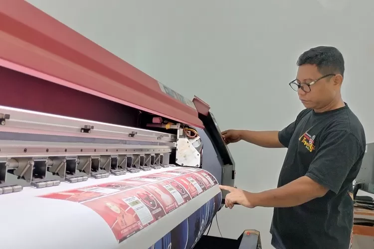 Usaha Skansa Digital Printing.  (Foto: Muslihun kontributor Batang.)