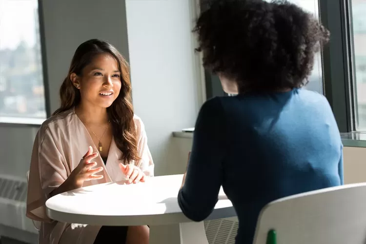 Ilustrasi. Ini cara menjawab pertanyaan sudah punya pacar atau belum saat interview. (Unsplash.com/Christina @ wocintechchat.com)