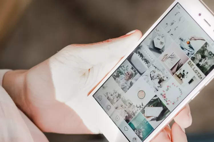 Ilustrasi. Lakukan 2 hal ini di media sosial bisa bikin pegawai dipecat perusahaan. Bisa runyam. (Unsplash.com/Georgia de Lotz)