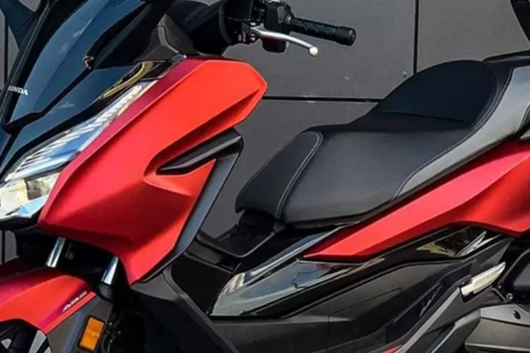 Pabrikan pesaing Yamaha yakni Honda bakal bawa Honda Forza 125 cc 2023. (Tangkap layar kanal YouTube YRP Official )